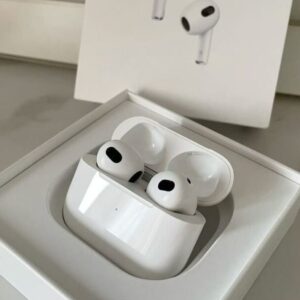 Écouteurs Sans Fil Apple AirPods (3e Génération)